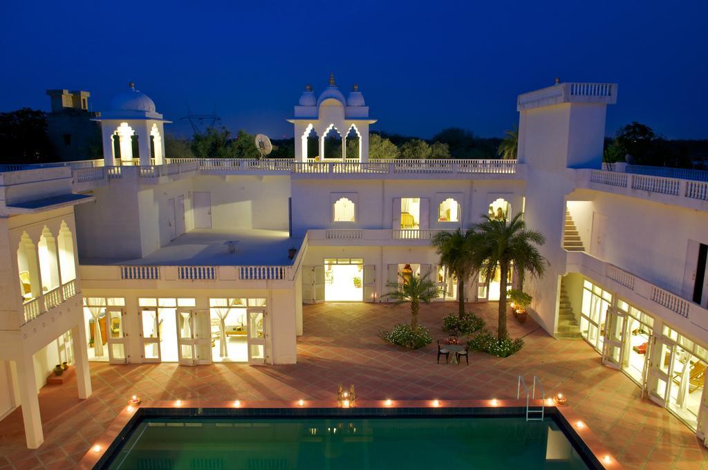 Savista Retreat Hotel Jaipur Exterior photo